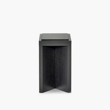 Load image into Gallery viewer, Oak Kubé Side Table