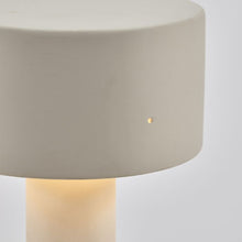 Afbeelding in Gallery-weergave laden, Table Lamp Clara 02