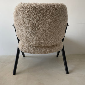 Triva Easy Chair