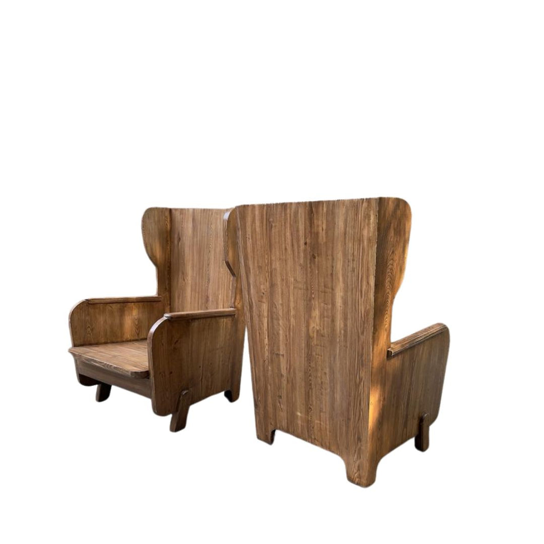 Lovö Wingback Lounge Chair