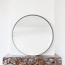 Laden Sie das Bild in den Galerie-Viewer, Béatrice Black Steel Mirror