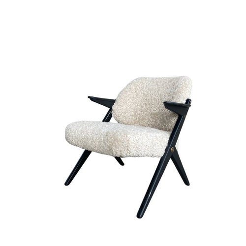 Triva Easy Chair