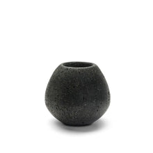 Laden Sie das Bild in den Galerie-Viewer, Lava Stone Vase