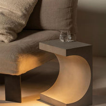 Load image into Gallery viewer, Concrete Side Table Lamp