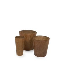Laden Sie das Bild in den Galerie-Viewer, Set of 3 Wooden Vases