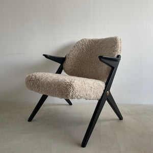 Triva Easy Chair