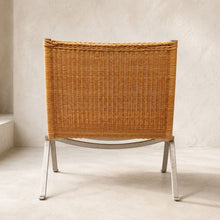 Laden Sie das Bild in den Galerie-Viewer, Set 2 PK22 Lounge Chairs