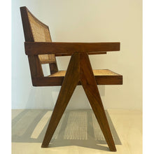 画像をギャラリービューアに読み込む, Pierre Jeanneret PJ-SI-28-D