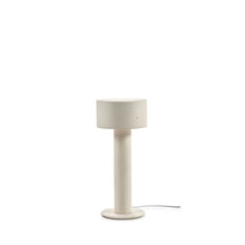 Load image into Gallery viewer, Table Lamp Clara 02