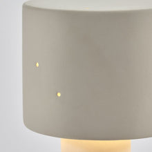 Laden Sie das Bild in den Galerie-Viewer, Table Lamp Clara 01