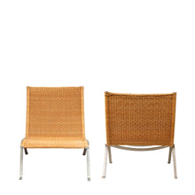 Laden Sie das Bild in den Galerie-Viewer, Set 2 PK22 Lounge Chairs