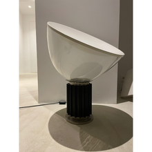 Load image into Gallery viewer, 1970s Flos Taccia Lamp