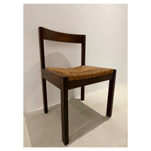 Laden Sie das Bild in den Galerie-Viewer, 6 Gerard Geytenbeek Dining Chairs