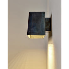 Laden Sie das Bild in den Galerie-Viewer, Steel Wall Lamp N.37