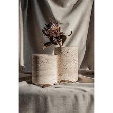 Afbeelding in Gallery-weergave laden, Small Travertine Vase